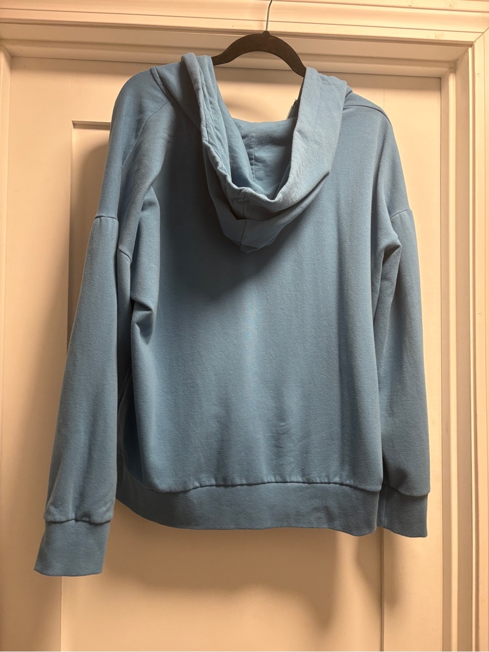 Time and Tru Light Blue Hooded Pullover Sweatshirt